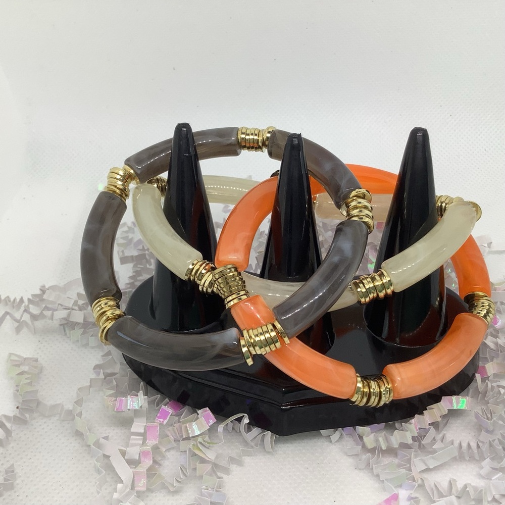 Nice set of three, Stretch Bangle Bracelets.